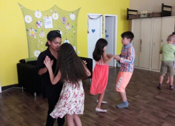 Taneční kroužek v NZDM Sovička