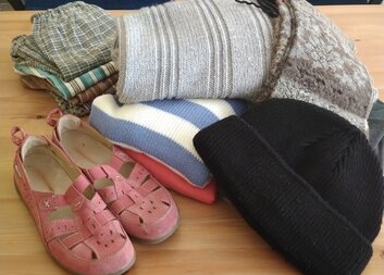 Poděkování obyvatelům obce Zabrušany za sbírku ošacení