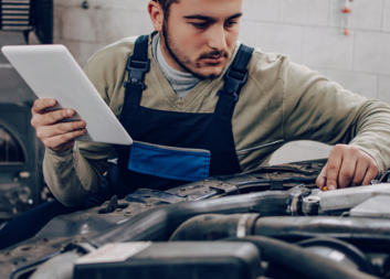 ŽÁDNÝ DOPIS NEPATŘÍ DO KOŠE aneb příběh z naší dluhové poradny