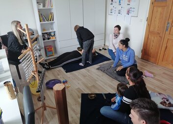 Muzikoterapie v Centru "Rodina v tísni”: Hudba, která léčí díky podpoře Nadace Terezy Maxové dětem