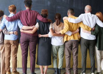 Co znamená „nízkoprahový“ a proč jsou tato zařízení tak důležitá?