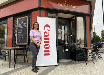 Komunitní centrum Janov získalo díky společnosti Canon novou kopírku
