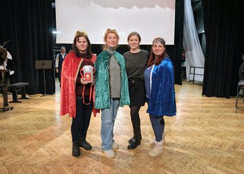 Most ožil Tříkrálovým koncertem: Hudba spojila Charitu i mladé talenty