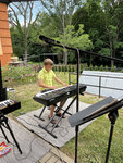 Návštěvníci si také mohli vyzkoušet hru na piano.
