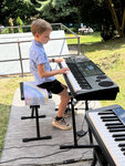 Návštěvníci si také mohli vyzkoušet hru na piano.
